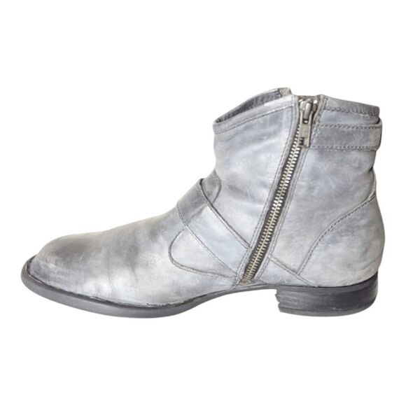 BORN Regis Grey Distressed  Leather Ankle Boot Size 10 - Picture 6 of 10